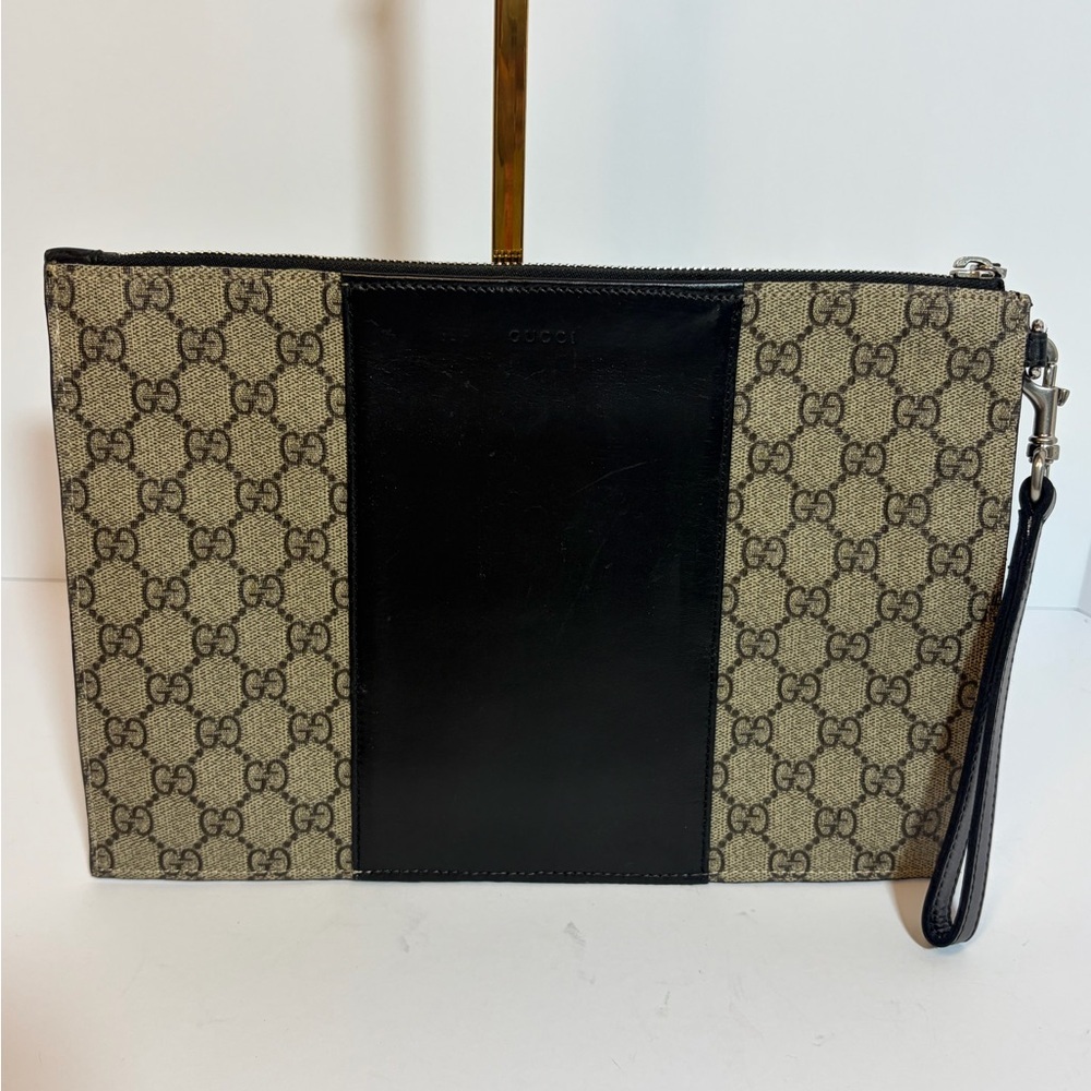 Gucci Black and Beige Men's Wristlet
